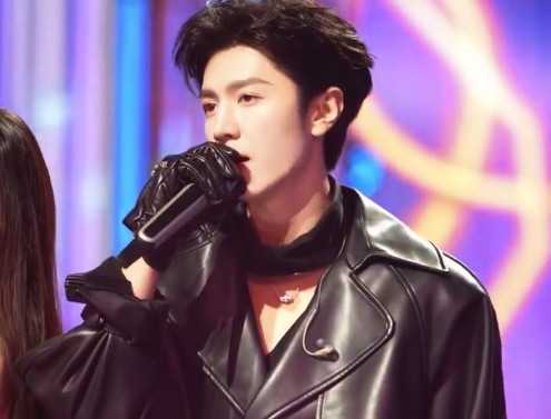 『陈哲远』韩国粉丝喊话他必须演现偶