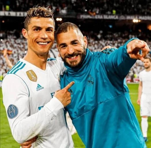 曝本泽马跟C罗炫耀涨薪