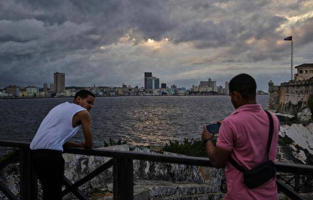 俄罗斯向古巴援助石油有何考量 缓解能源危机