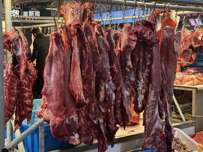 杭州牛羊肉涨价 牛腱子每斤涨10元 春节前囤货热潮
