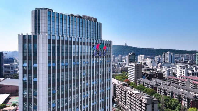 杭州老灵通1东说念主公司靠AI月入200万 轻量化AI处治决策撬动市集