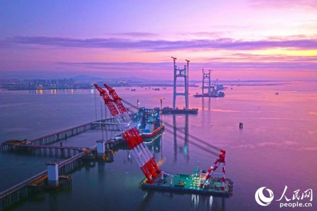 新春走基层｜我在海上“搭积木”