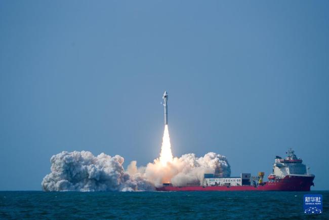 巴基斯坦卫星搭乘中国火箭成功升空,巴总理:巴基斯坦取得又一个太空事业里程碑