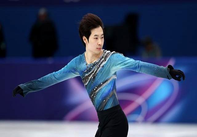 花滑男单太抓马了 金博洋稳进自由滑