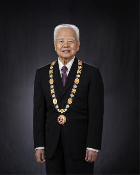 98岁法学家高铭暄为师生寄语