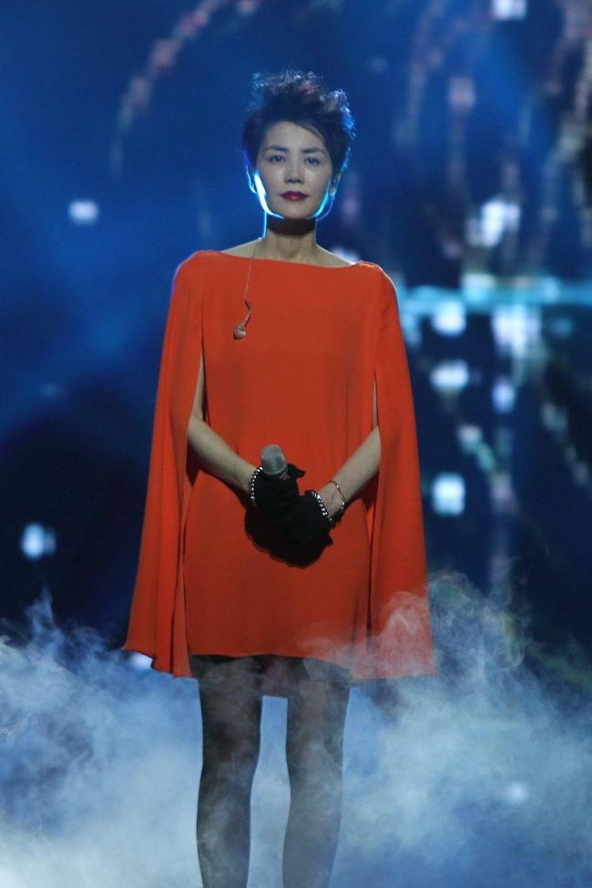 王菲一开口时间都慢了 春晚再现经典