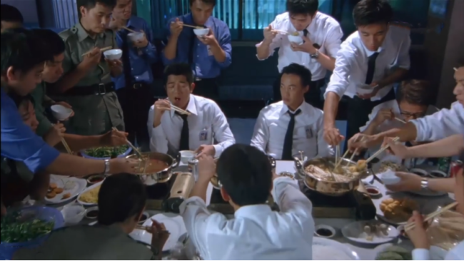 30元的自嗨锅输给了5元的方便面 性价比之争