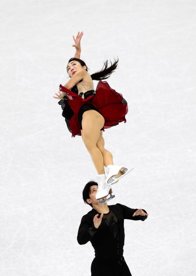 大年初一凌晨谷爱凌冲首金 再现雪上辉煌