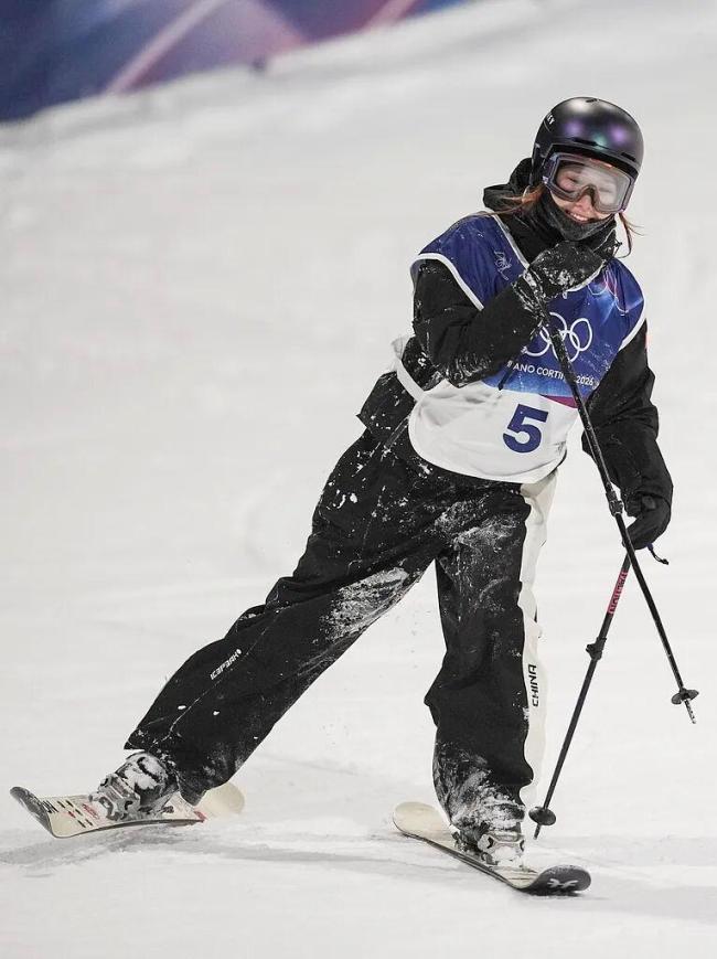 谷爱凌谈北京冬奥吃韭菜盒子:因没时间吃饭 盒子是冻成冰渣的 赛程安排引争议