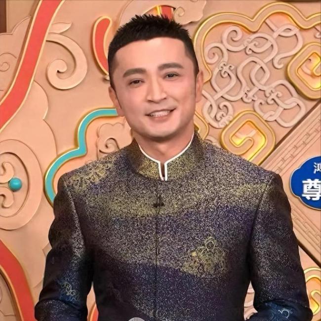 尼格买提魔术成功后松了口气 真实瞬间赢得观众心