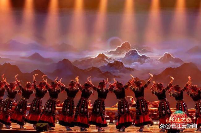 2026湖北衛(wèi)視春節(jié)聯(lián)歡晚會 “嘚駕”舞春風(fēng) 驚喜連連