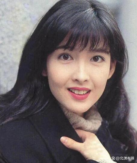 周慧敏春晚首秀太惊艳 期间的眼泪终现舞台