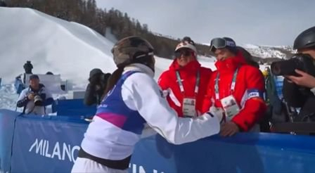 徐梦桃赛后咆哮庆祝 卫冕冠军再创辉煌