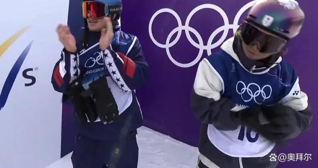 苏翊鸣完赛后喜极而泣 泪洒雪场庆生夺金