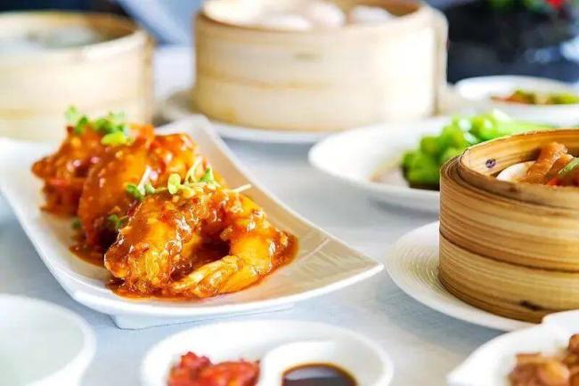 春节剩菜吃还是扔 剩菜处理全攻略