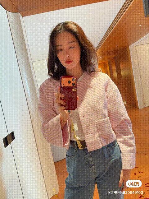 杨采钰爱妻福建过年 展现真权门的体面与温馨