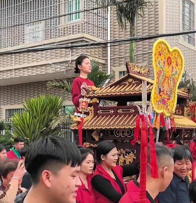 妈祖巡游“资本介入换童”?湛江通报