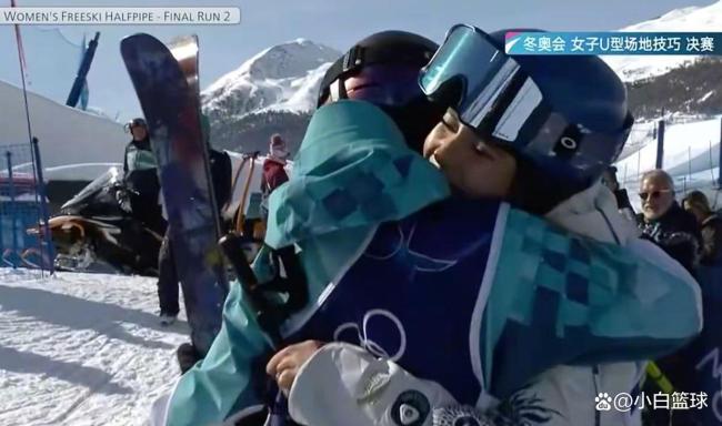 历史第一人！谷爱凌冬奥刷爆纪录 自由式滑雪GOAT诞生