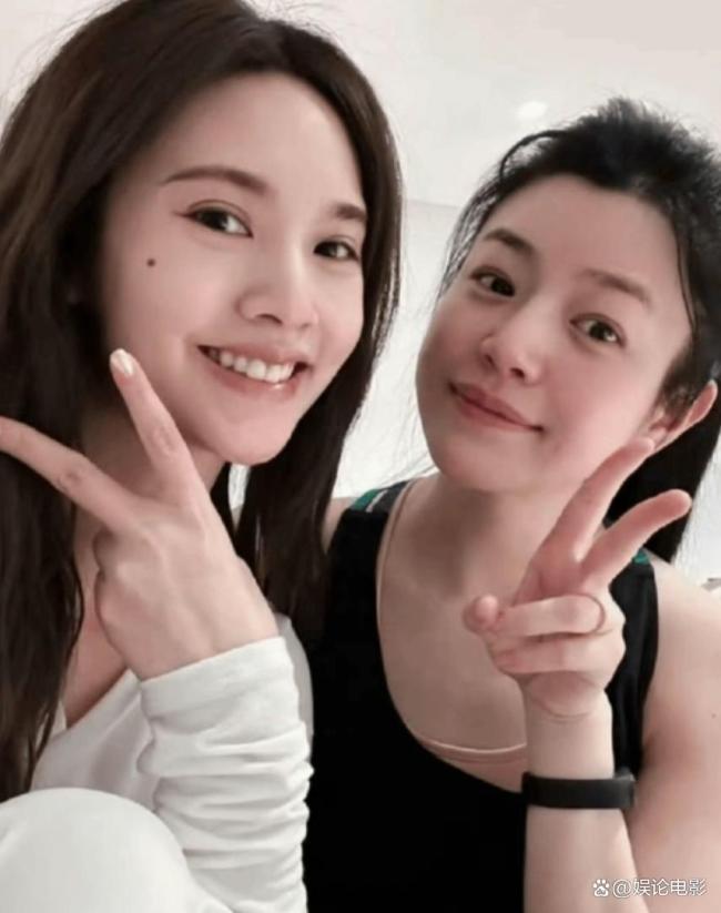 陈妍希杨丞琳李荣浩潘玮柏过年约聚 诚笃友情见证