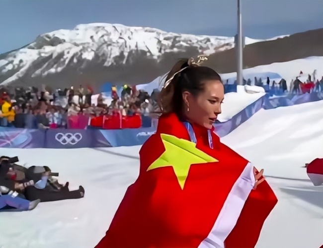 谷爱凌说希望让世界尊重中国队