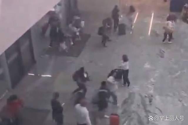 墨西哥毒枭之死引贩毒集团报复 机场枪击引发全州动荡