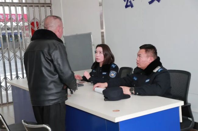 最好的年味在坚定的出警脚步中 守护团圆与平安