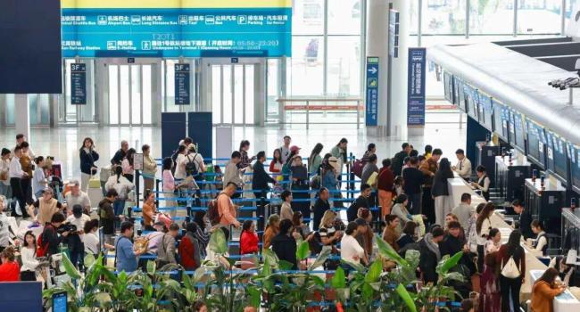 4大航司增加海南航班 应对返程高峰