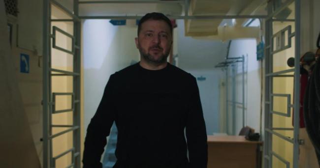 泽连斯基首次展示冲突初期地下掩体