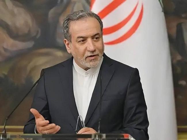 美伊紧张局势持续升级 双方边谈边备战