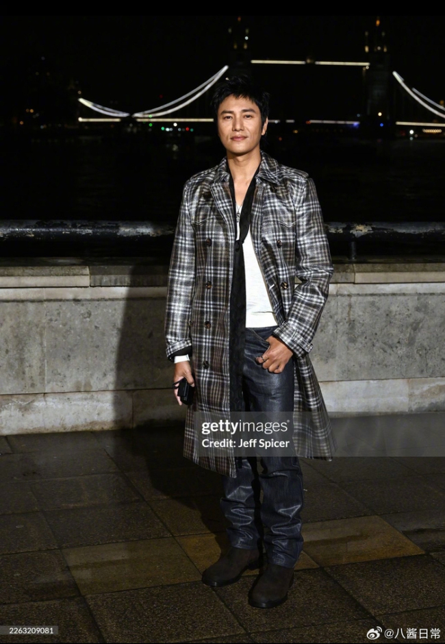 Burberry大秀 明星云集闪耀伦敦