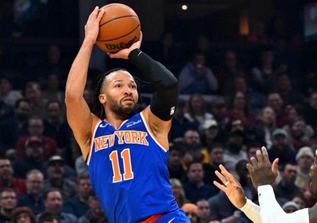 哈登20分加盟7战6胜！骑士复仇尼克斯 米切尔23分艾伦19 10 艾伦高效两双助胜