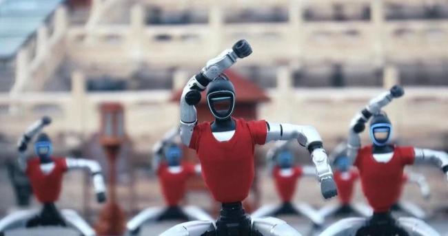 德国总理与宇树机器人握手转圈 默茨访华释放合作信号