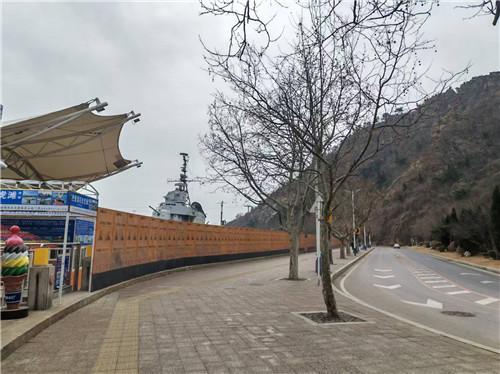 老虎滩104舰启动拆解 市民不舍告别