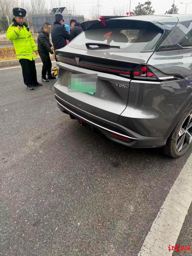 平台回应网约车司机猝死 悲剧敲响健康警钟