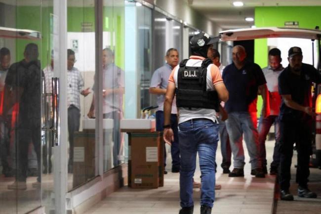 巴拿马突击搜查长和子公司当地办公室 独立调查行动