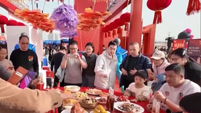 春晚撬動(dòng)假日消費(fèi)市場(chǎng)潛力 “春晚同款”成熱潮