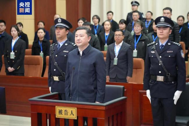 受贿3.17亿余元 罗增斌一审被判死缓