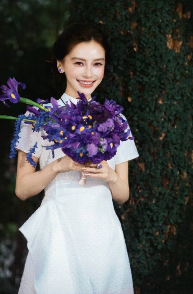 Angelababy紫罗兰考取好意思东说念主