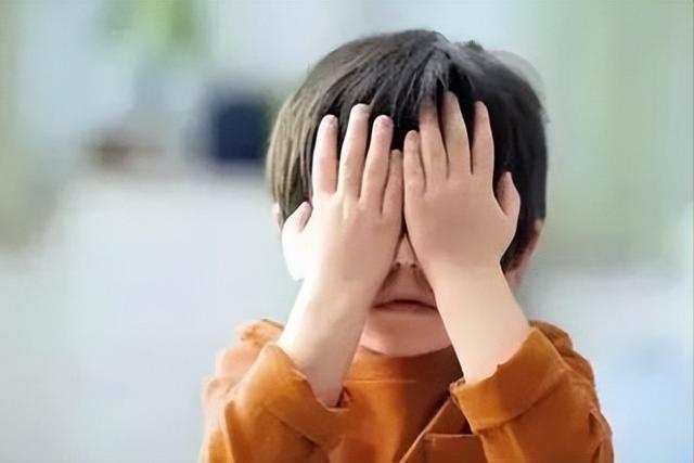 广西男子泡石灰突发爆炸 化学反应引热议