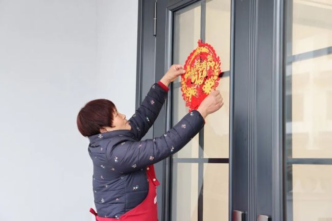 金山待泾村村民陆续乔迁新居，这个村未来还规划…