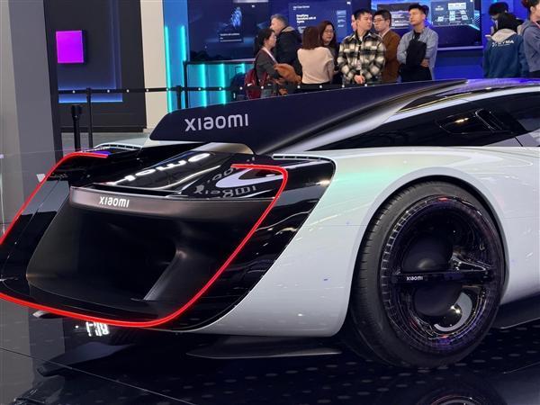 小米超跑线下实车曝光 概念车亮相MWC