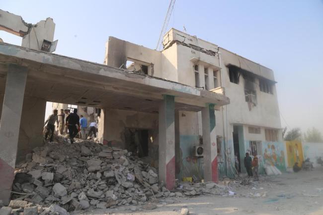 镜头直击丨遭袭击的伊朗米纳卜市小学