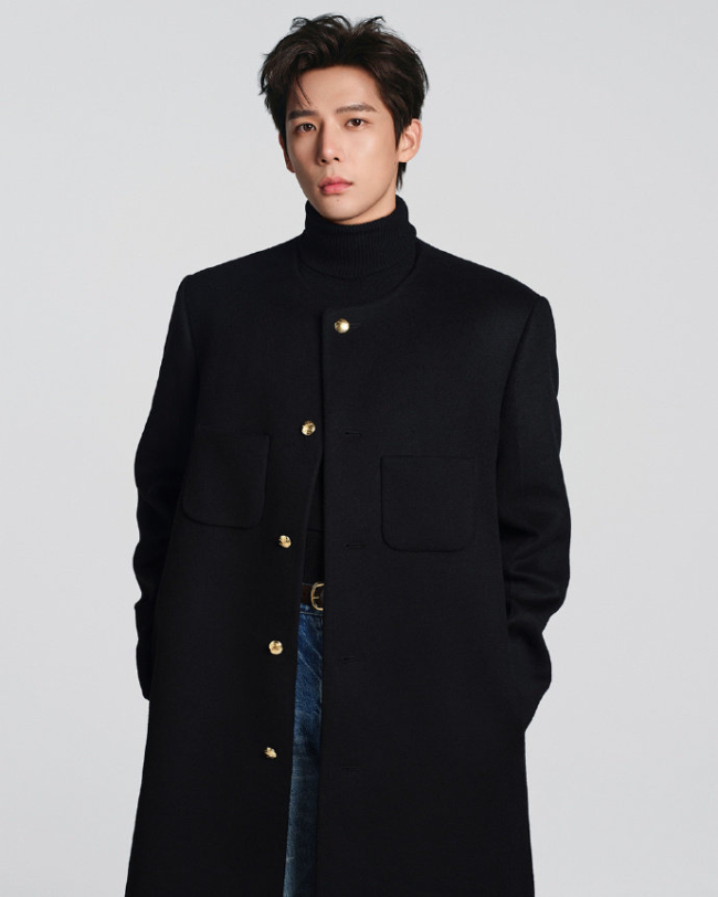 王安宇顶奢官宣待遇