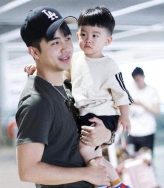 多位明星滞留阿联酋:有人被传失联,有人感恩,有人焦虑 等待成为共同状态