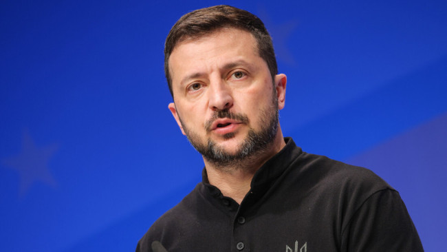 泽连斯基称愿助力对伊朗的军事行动 基辅倒戈引发争议