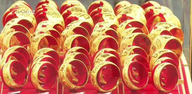 广州有金店调价前被扫货 金价上涨引抢购潮