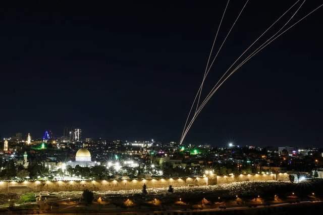 伊朗下一步怎么走?特朗普会打多久? 局势未明持续博弈