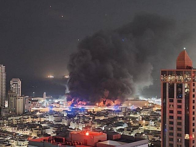 特朗普被催下台,国会限制总统动武 党派分歧加剧