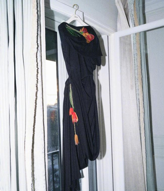 迪奥官宣王楚然 95花首位空降顶奢大使