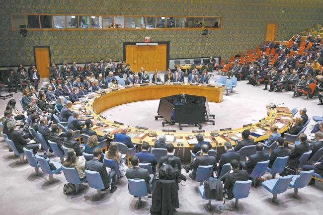 伊朗高官:哈梅内伊遇害非常沉痛,美以不可能打了伊朗就一走了之,伊朗将刺穿敌人的心 局势升级引全球关注